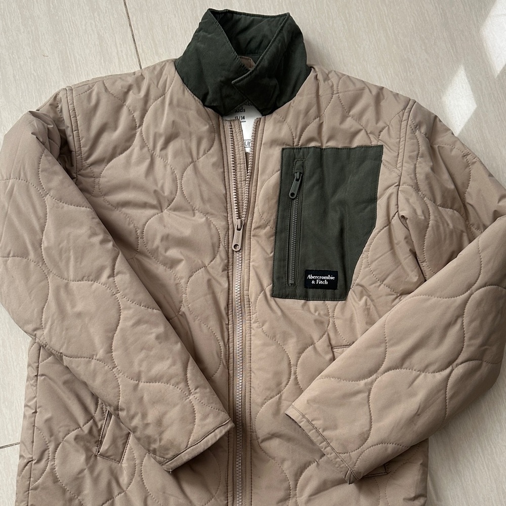 Abercrombie Kids Tan and Green Quilted Puffer Jacket